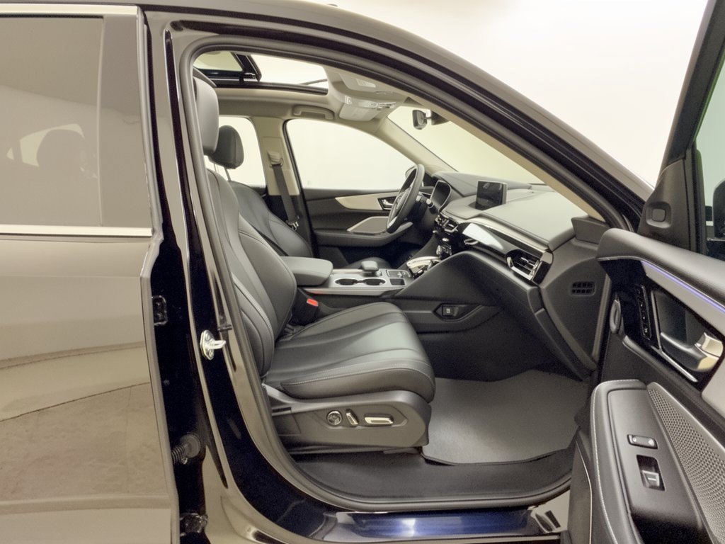 Used 2024 Acura MDX w/ Technology Package FWD image 30