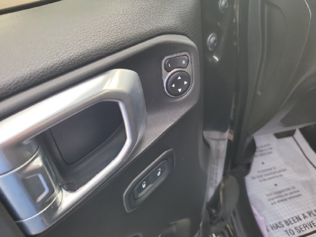 Used 2023 Jeep Gladiator Sport AWD/4WD image 11