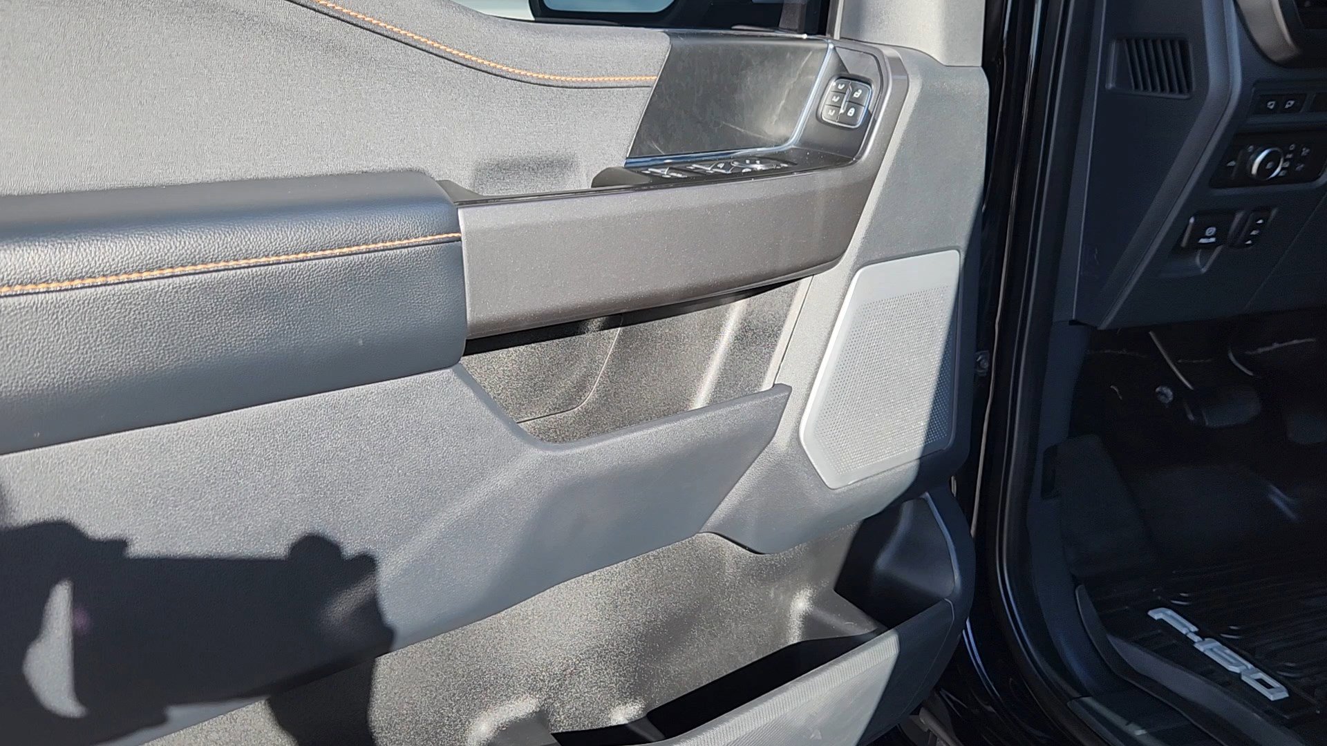 Certified 2022 Ford F150 Tremor w/ Equipment Group 402A High image 19