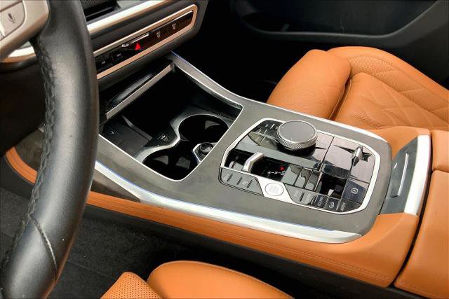 Used 2024 BMW X7 xDrive40i AWD/4WD image 17