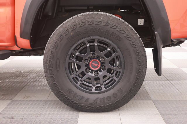 Used 2023 Toyota Tacoma TRD Pro AWD/4WD image 18