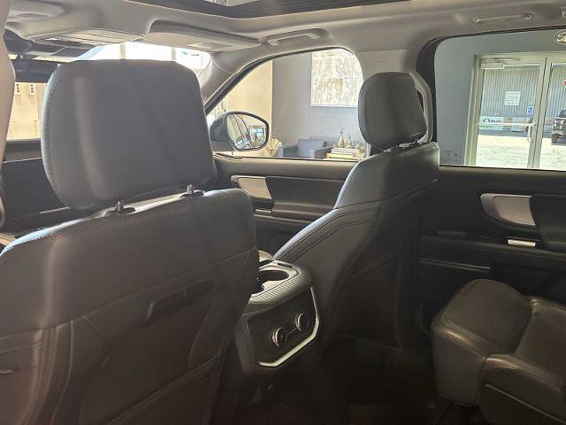 Certified 2025 Ford Expedition Active AWD/4WD image 24