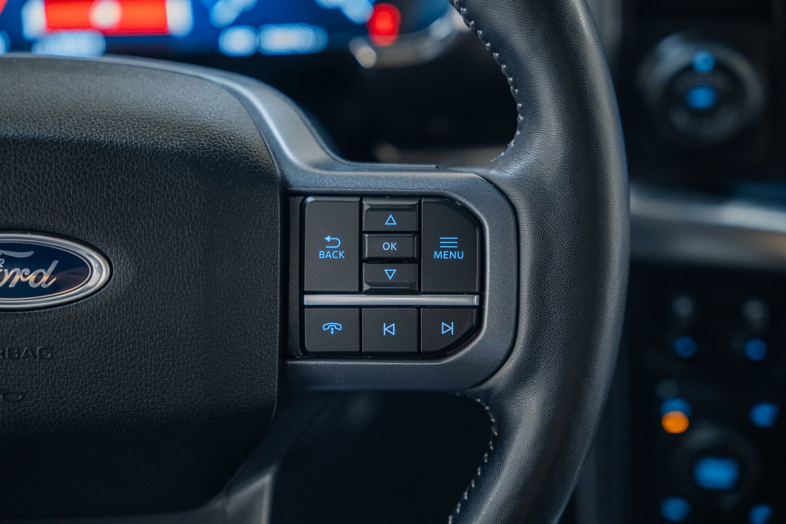 Certified 2023 Ford F150 Lariat w/ Equipment Group 502A High image 37