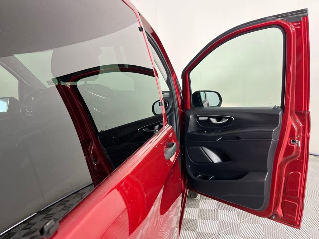 Used 2023 Mercedes-Benz Metris Passenger image 26