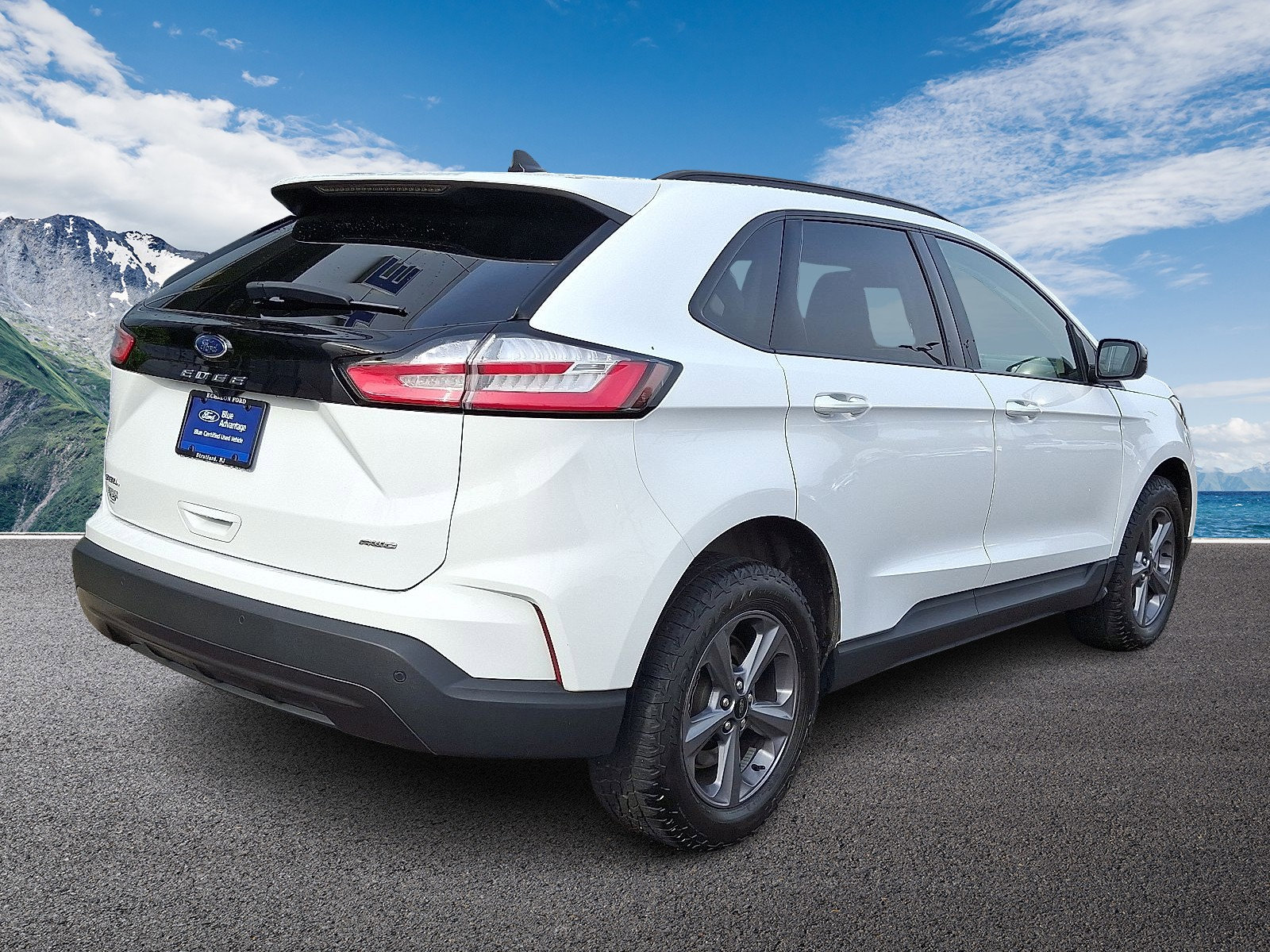 Certified 2023 Ford Edge SEL w/ Sport Appearance Package image 6