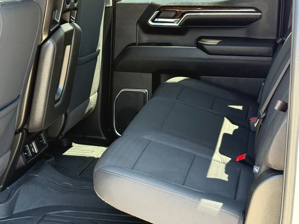 Used 2024 GMC Sierra 1500 Elevation w/ LPO, Elevation Black Package AWD/4WD image 8