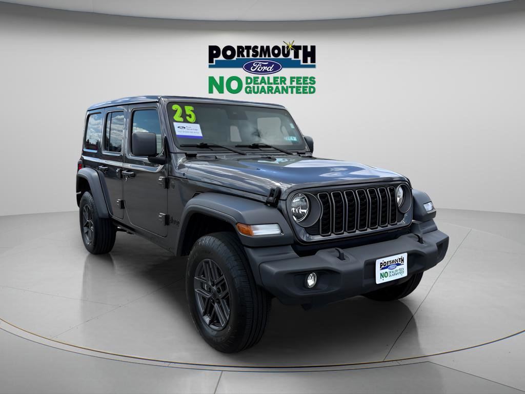 Used 2025 Jeep Wrangler Unlimited Sport AWD/4WD image 1