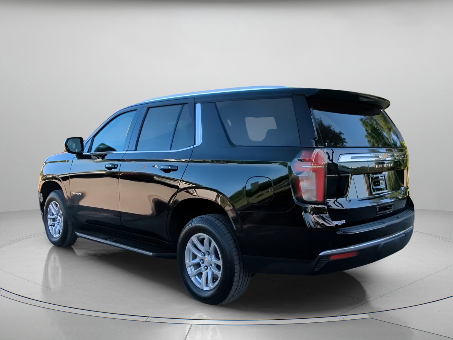 Used 2021 Chevrolet Tahoe LT image 17