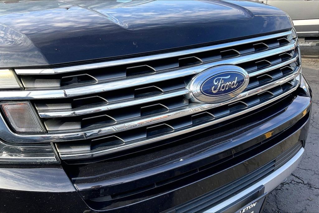 Certified 2019 Ford Expedition XLT w/ Equipment Group 202A image 29