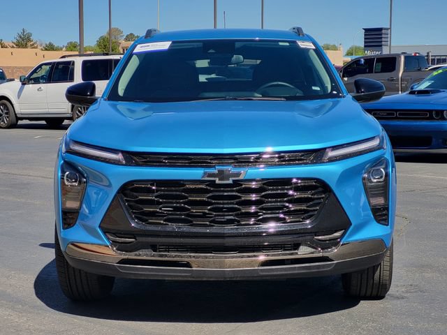 Used 2025 Chevrolet Trax ACTIV FWD image 2