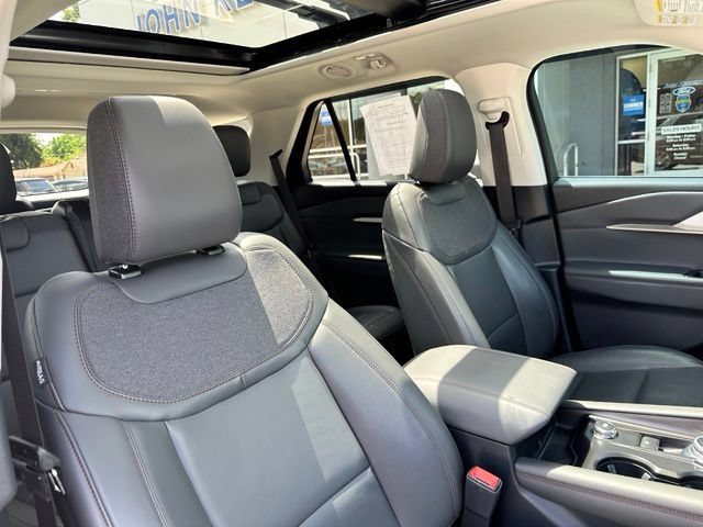 Certified 2025 Ford Explorer Active w/ Active Comfort Package AWD/4WD image 55