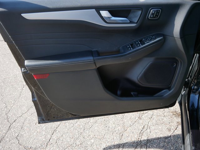 Certified 2024 Ford Escape Platinum image 13