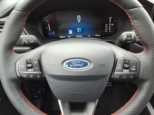 Certified 2024 Ford Escape ST-Line w/ Tech Pack #1 AWD/4WD image 10