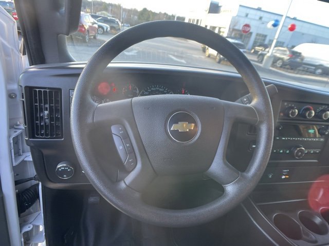 Used 2024 Chevrolet Express 2500 Work Van w/ Driver Convenience Package image 18