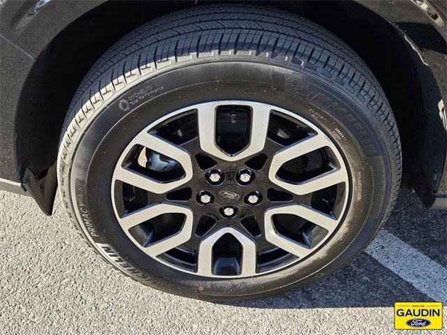 Certified 2023 Ford Maverick Lariat w/ Equipment Group 500A Standard image 10