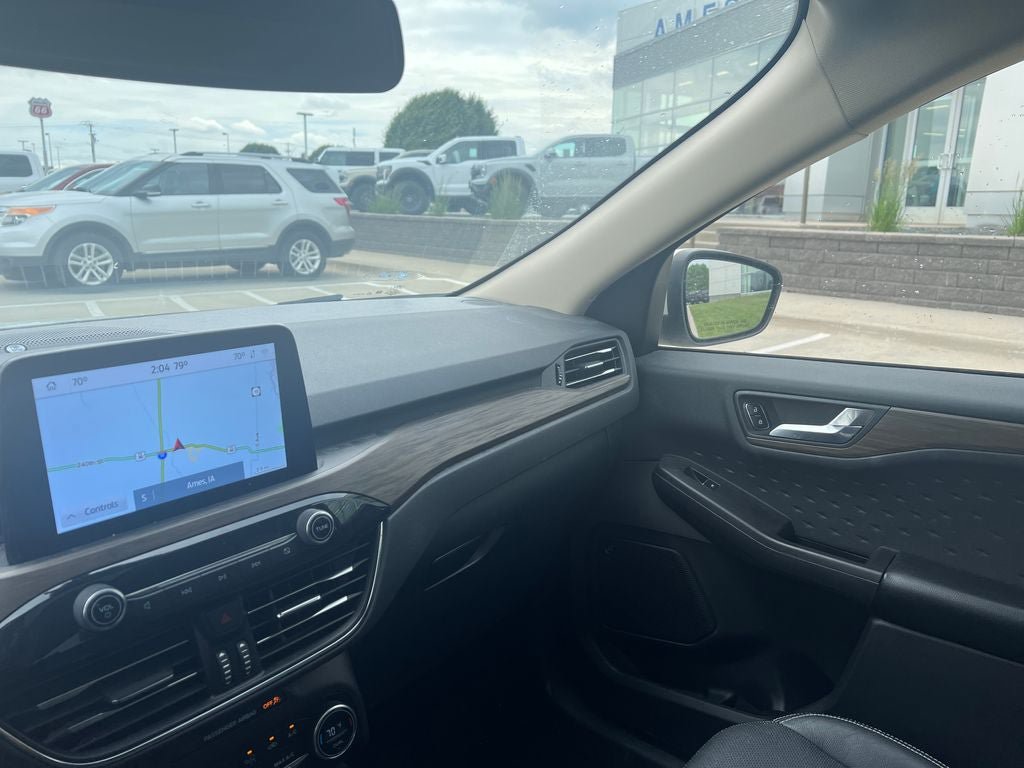 Certified 2020 Ford Escape Titanium FWD image 19