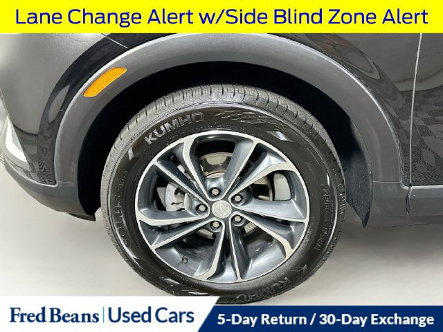 Used 2023 Buick Encore GX Select w/ Safety Package II AWD/4WD image 35