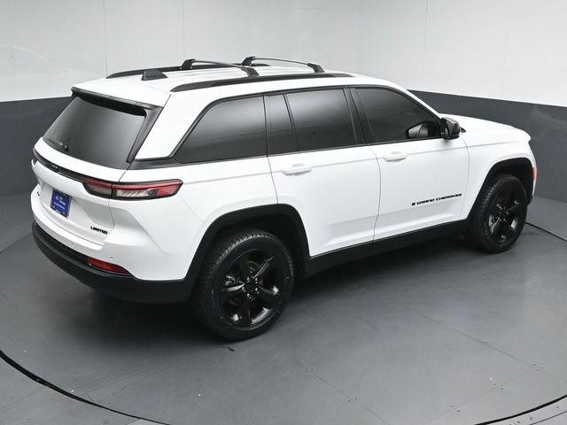 Used 2023 Jeep Grand Cherokee Limited w/ Black Appearance Package AWD/4WD image 50