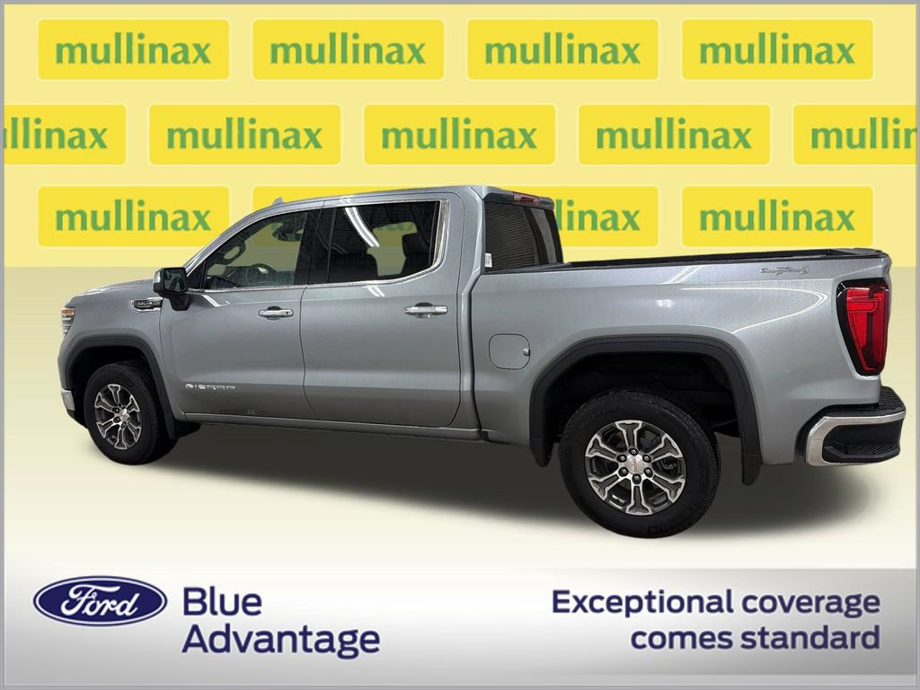 Used 2026 GMC Sierra 1500 SLT AWD/4WD image 11