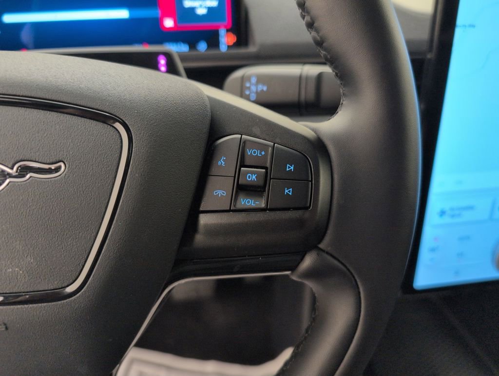 Certified 2025 Ford Mustang Mach-E Select image 41