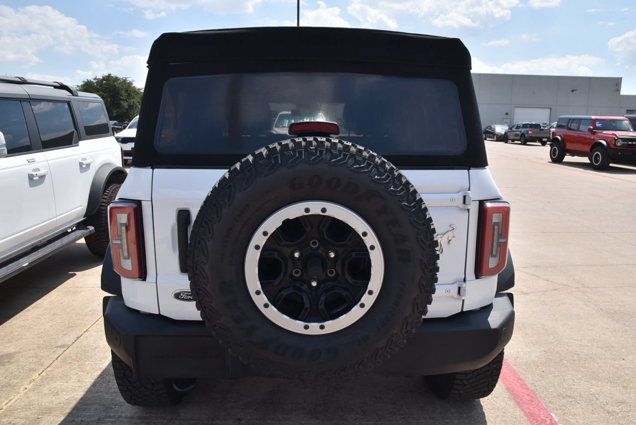 Certified 2023 Ford Bronco Big Bend w/ Sasquatch Package AWD/4WD image 6
