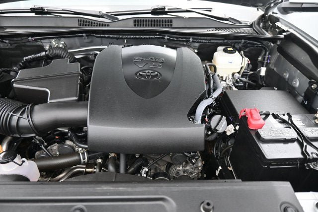 Used 2023 Toyota Tacoma TRD Off-Road AWD/4WD image 29