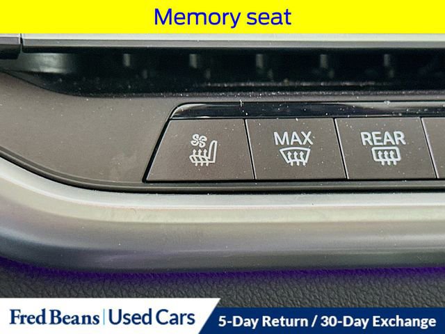 Used 2019 BMW X5 xDrive50i w/ M Sport Package image 27