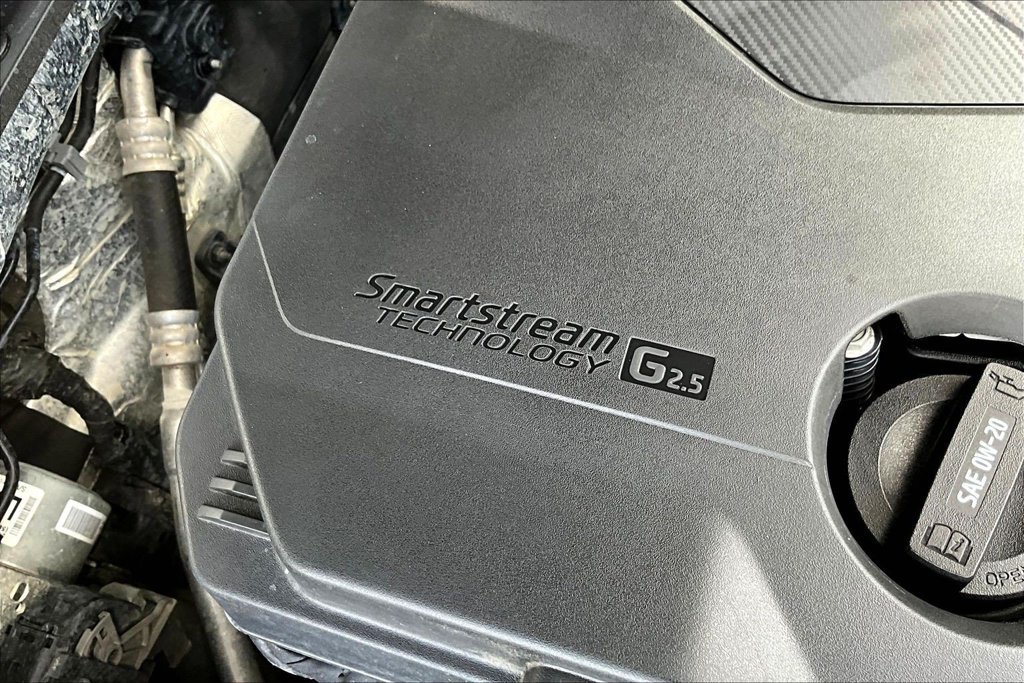 Used 2025 Hyundai Sonata SEL FWD image 33