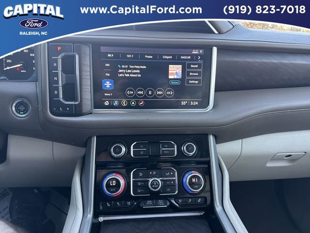 Used 2021 GMC Yukon XL Denali w/ Denali Premium Package image 26