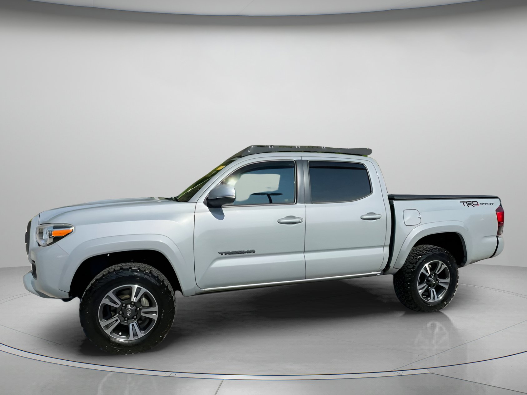 Used 2019 Toyota Tacoma TRD Sport image 14