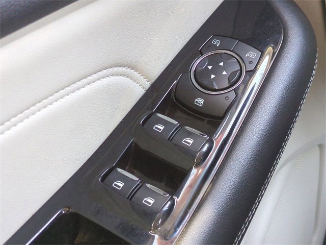 Certified 2019 Ford Edge Titanium image 23