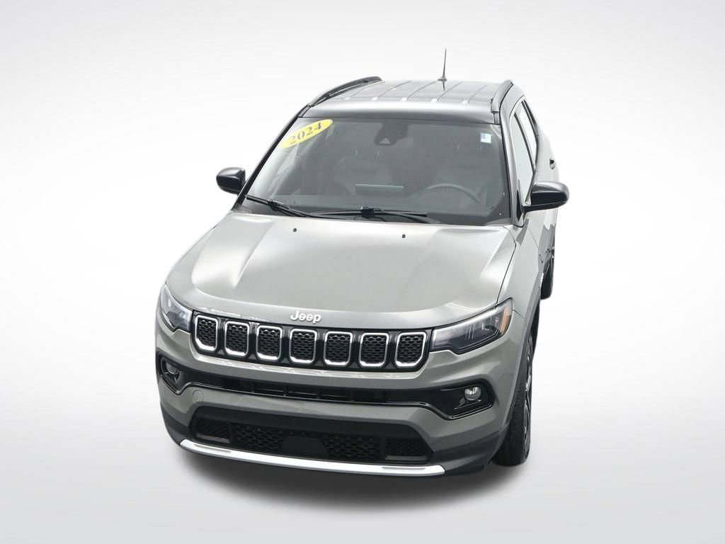 Used 2024 Jeep Compass Limited AWD/4WD image 24