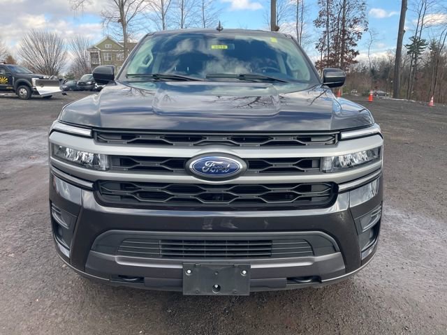 Certified 2024 Ford Expedition XLT image 2