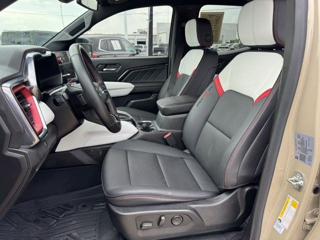Used 2024 GMC Canyon AT4X AWD/4WD image 23