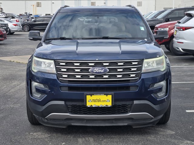 Certified 2017 Ford Explorer XLT image 6