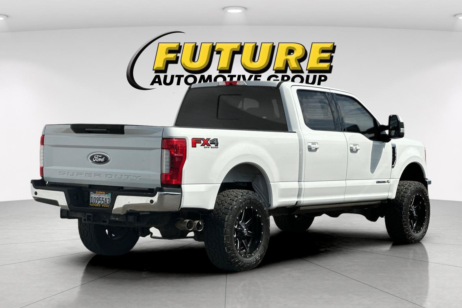 Certified 2019 Ford F250 Lariat AWD/4WD image 3
