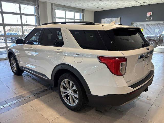 Certified 2023 Ford Explorer XLT w/ Equipment Group 202A image 3