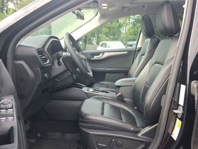 Certified 2022 Ford Escape SEL AWD/4WD image 17