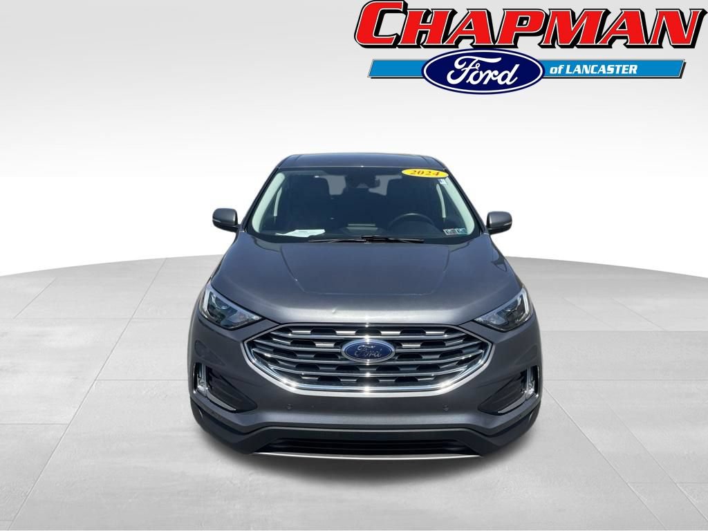 Certified 2024 Ford Edge Titanium AWD/4WD image 2