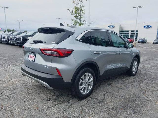 Certified 2024 Ford Escape Active AWD/4WD image 8