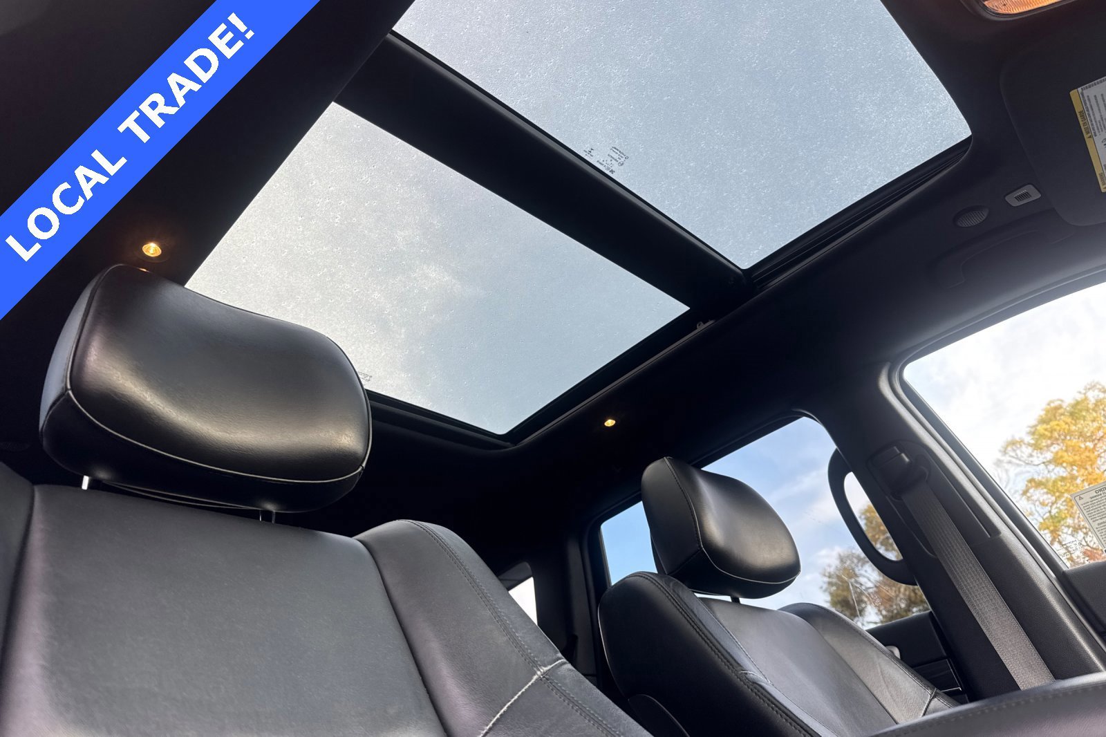 Used 2021 Jeep Grand Cherokee Limited w/ Luxury Group II image 17