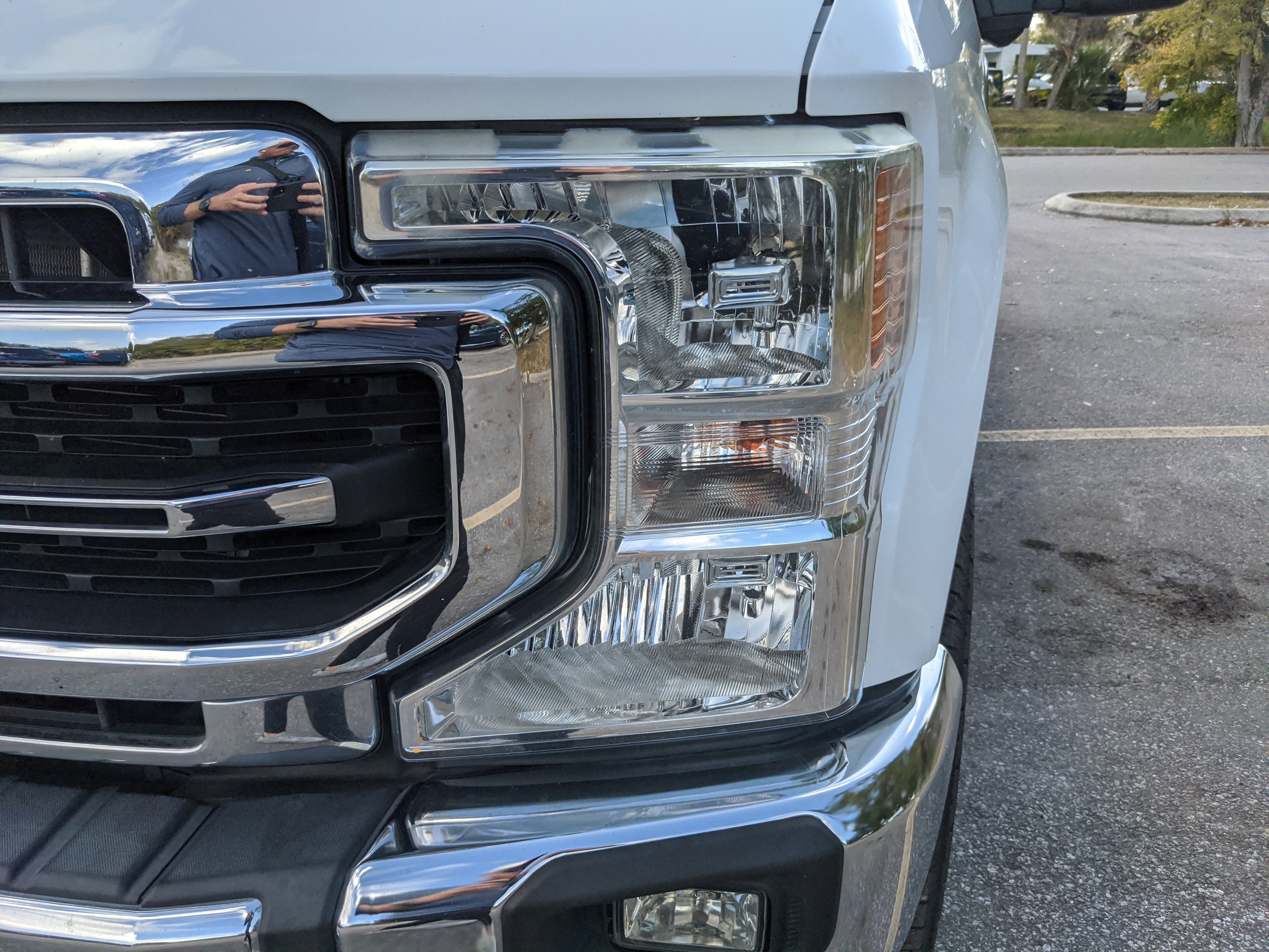 Certified 2021 Ford F350 Lariat w/ Chrome Package image 11