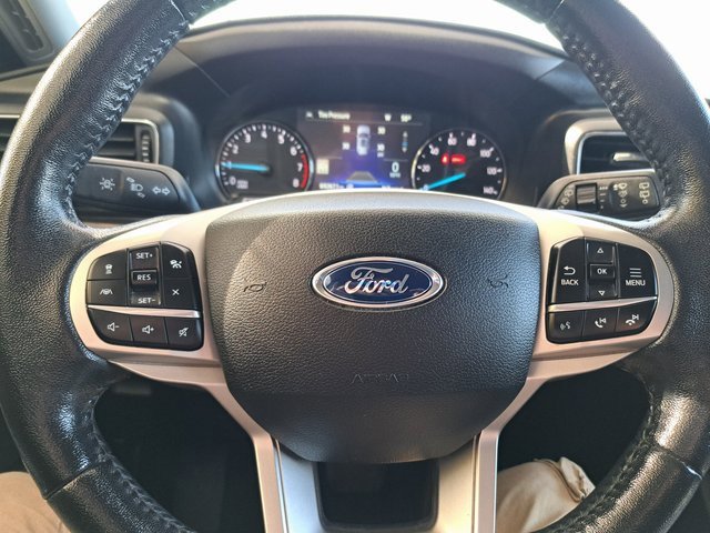 Certified 2021 Ford Explorer Limited w/ Equipment Group 301A image 9