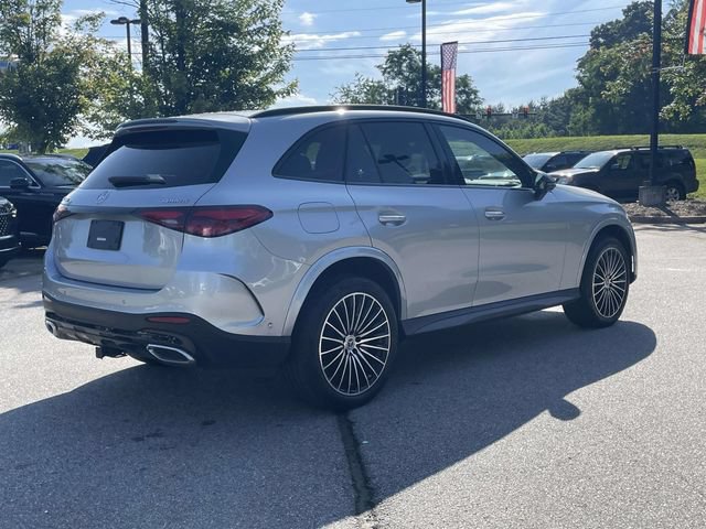 Used 2024 Mercedes-Benz GLC 300 4MATIC image 5