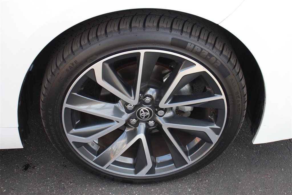Used 2022 Toyota Corolla SE image 29