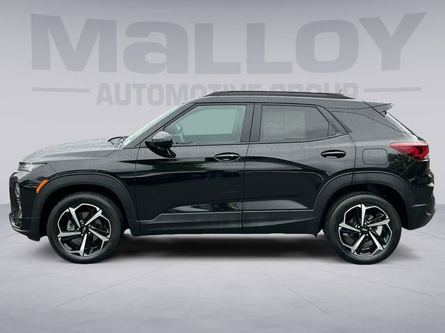 Used 2023 Chevrolet TrailBlazer RS w/ Convenience Package AWD/4WD image 2