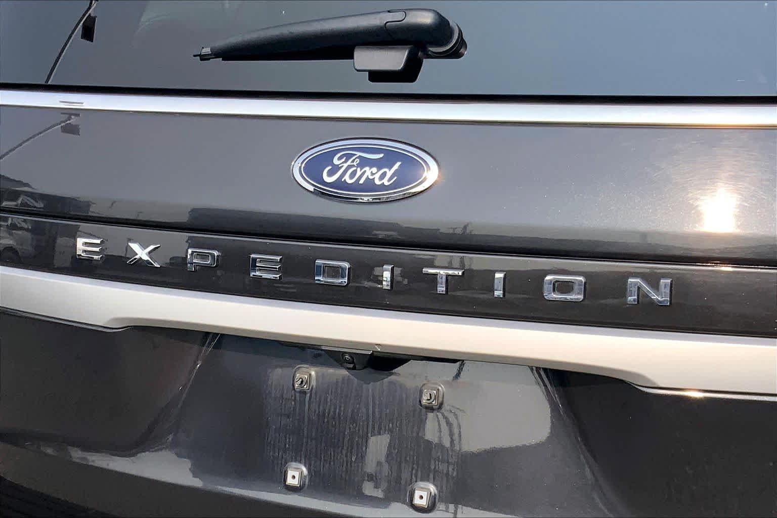 Certified 2023 Ford Expedition XLT RWD image 27