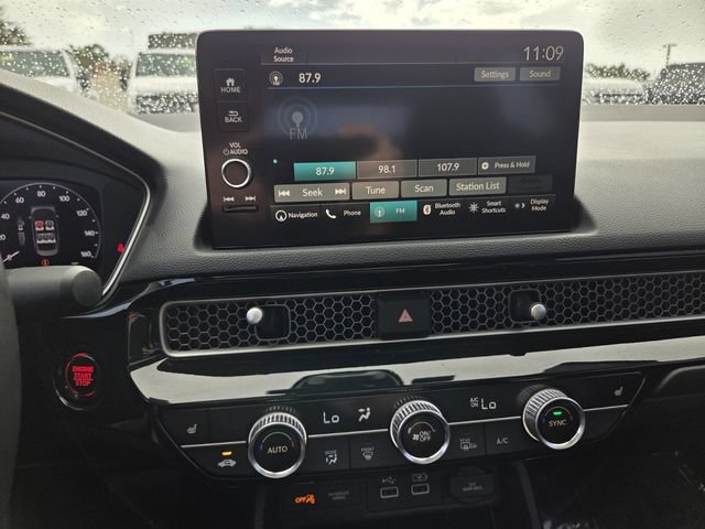 Used 2022 Honda Civic Touring image 23