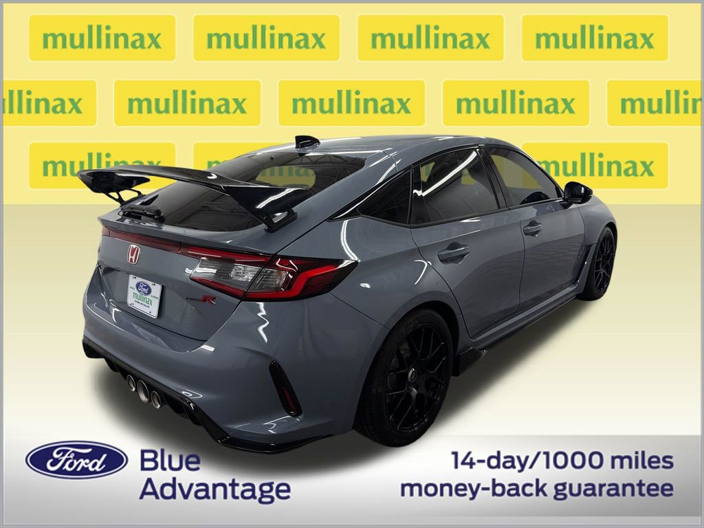 Used 2023 Honda Civic Type R image 3
