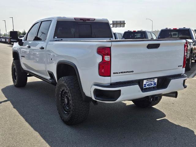 Used 2024 Chevrolet Silverado 2500 LTZ w/ LTZ Plus Package image 2